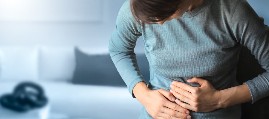 What Causes a Burning Sensation in the Upper Abdomen in Females? What Causes a Burning Sensation in the Upper Abdomen in Females?